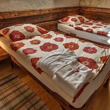 Tokaj Ostrozovic Konukevi Veľká Tŕňa