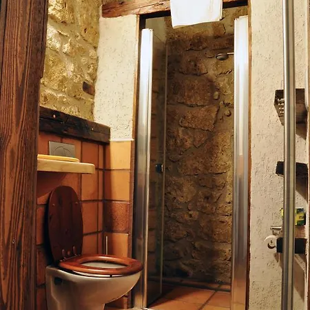 Tokaj Ostrozovic Konukevi Veľká Tŕňa