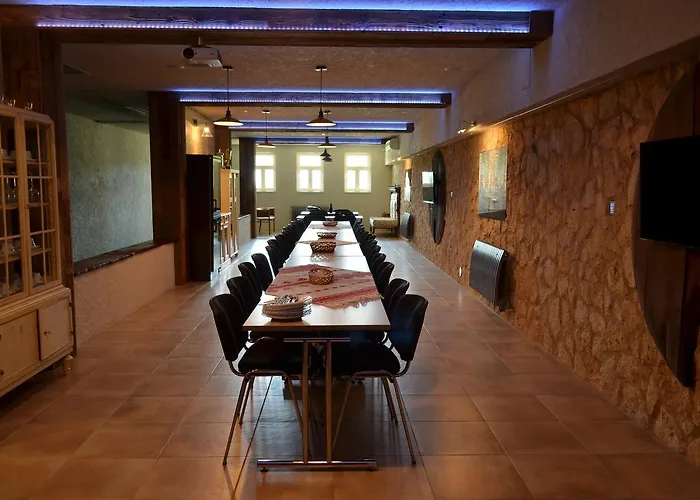 Tokaj Ostrozovic Gæstehus 4*